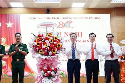 Xã Ứng Hòa kỷ niệm 80 năm Ngày truyền thống Lực lượng vũ trang Thủ đô