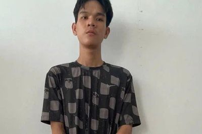 Khởi tố đối tượng trộm bộ lư thờ cúng ánh kim màu vàng