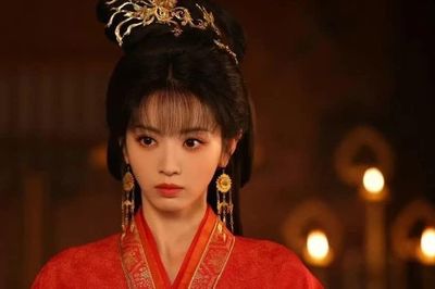 Gả Kim Thoa: Điền Hi Vi gây thất vọng vì cảnh quay gào thét vừa gồng vừa lố