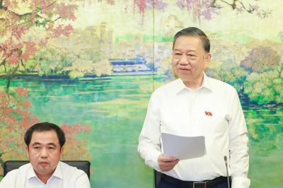 Tổng Bí thư, Chủ tịch nước: Nếu kết quả đo đếm điện, nước, xăng dầu… bị gian lận, quyền lợi của người dân ra sao?