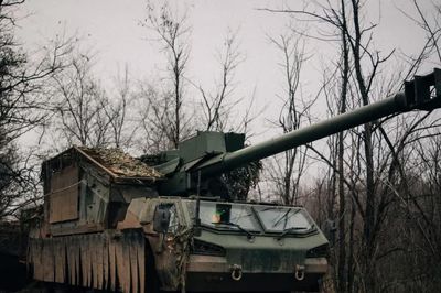 Binh sĩ Nga tuyên bố lần đầu tiên phá hủy pháo tự hành DITA tối tân của Ukraine
