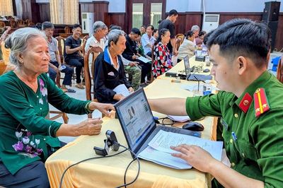 Công an An Giang thu nhận mẫu ADN cho hơn 1.100 thân nhân liệt sĩ trong đợt 2 năm 2026