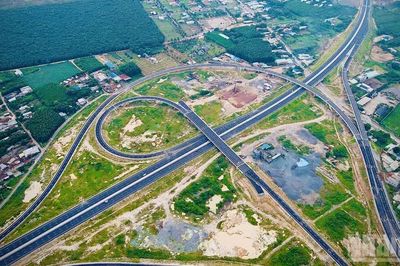 [Ảnh] Trước ngày thông xe nút giao nối hai cao tốc, cửa ngõ sân bay Long Thành