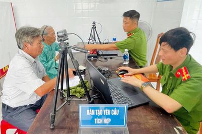 Công an các địa phương đẩy nhanh tiến độ thu nhận mẫu ADN thân nhân liệt sĩ