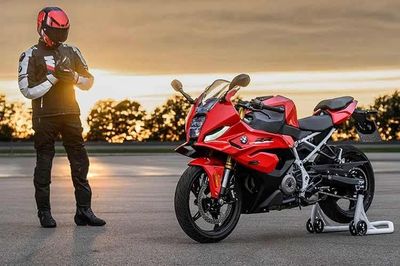 [GALLERY] BMW tung sportbike F 450 RR giá rẻ nhất hiện tại của hãng
