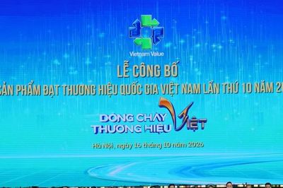 Vietnam Airlines tiếp tục được vinh danh Thương hiệu quốc gia Việt Nam