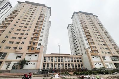 Lãnh đạo Hà Nội kiểm tra dự án tái định cư 14 năm chưa hoạt động gần Hồ Tây