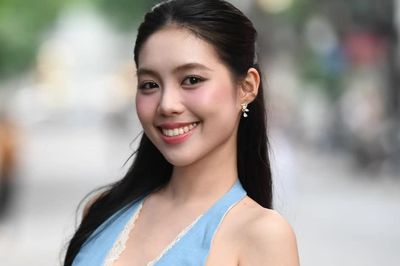 Theo chân Á hậu Châu Anh trải nghiệm thanh toán số