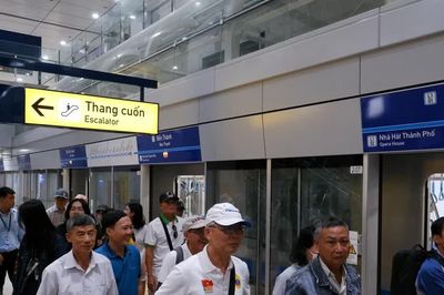 Metro số 1 TPHCM hoạt động trở lại sau sự cố mất điện