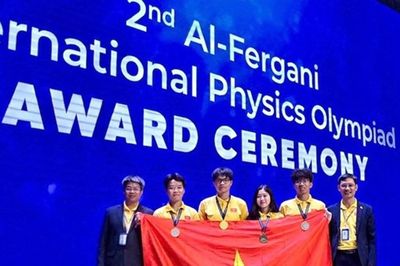 Học sinh Việt Nam giành huy chương Vàng Olympic Vật lý Quốc tế