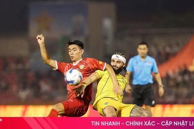Hồng Lĩnh Hà Tĩnh bất phân thắng bại trước Sông Lam Nghệ An