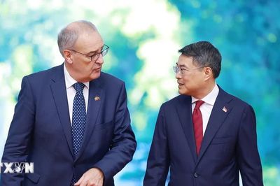 Thủ tướng Lê Minh Hưng hội kiến Tổng thống Thụy Sĩ