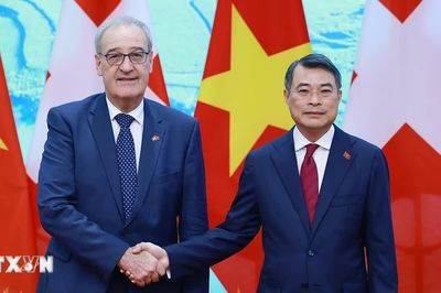 Thủ tướng Lê Minh Hưng hội kiến Tổng thống Thụy Sĩ
