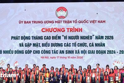 Phát động Tháng cao điểm 'Vì người nghèo' và vinh danh 225 tập thể, cá nhân