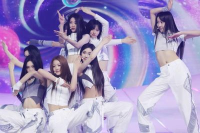 Tân binh của Lee Soo Man gây sốt với công thức Kpop quen thuộc, gợi nhớ BoA và thời hoàng kim SM