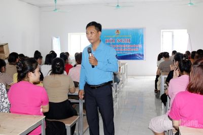 200 công nhân, người lao động được tuyên truyền Nghị quyết Đại hội Công đoàn Việt Nam và chính sách bảo hiểm xã hội