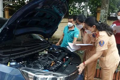 Hà Nội: Làm sạch dữ liệu phương tiện, CSGT phát hiện nhiều người bán xe chưa sang tên