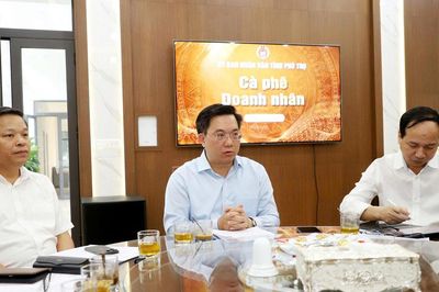 Phú Thọ: Gỡ vướng cho doanh nghiệp, siết chặt kỷ cương hành chính