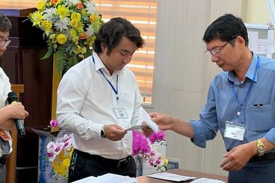 Trúng giá mỏ cát hơn 1 triệu đồng/m3, doanh nghiệp nói... 'nhầm cao' và bỏ cọc