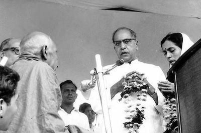 Vì sao Ambedkar từ bỏ Ấn Độ giáo để quy y Phật giáo chỉ 53 ngày trước khi qua đời?