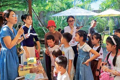 'Chợ trời trẻ em' - Cùng con trưởng thành