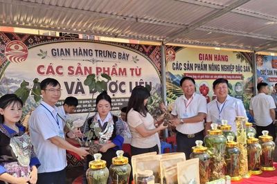 'Tấm giấy thông hành' sản phẩm vùng đồng bào dân tộc thiểu số