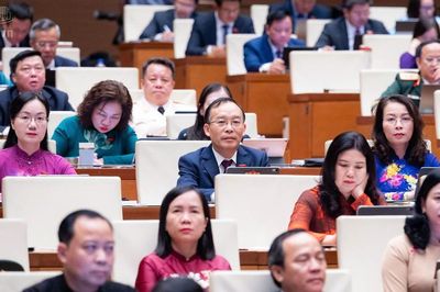 Sau hơn 20 năm, quy định phụ cấp lãnh đạo trường học vẫn chưa được sửa đổi