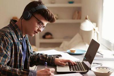 Tuyệt kỹ 'học bá': 3 kỹ năng bạn không nên 'nhường' cho trí tuệ nhân tạo