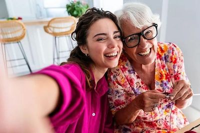 Các bà trở thành 'idol' mới của Gen Z