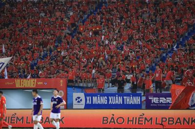 Sắc màu và cảm xúc trận derby Thủ đô