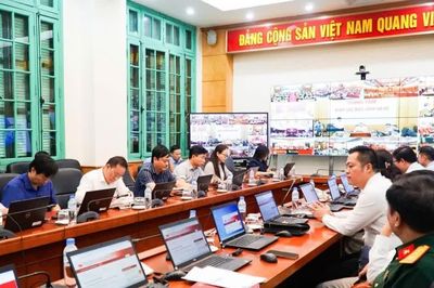 Hội tụ trí tuệ và trách nhiệm của người cán bộ Đảng