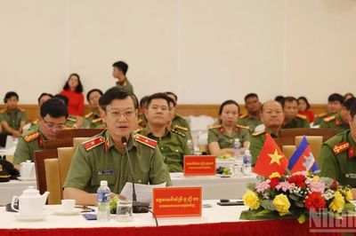 Giữ vững thế trận an ninh, củng cố tuyến biên giới hòa bình, hữu nghị, hợp tác