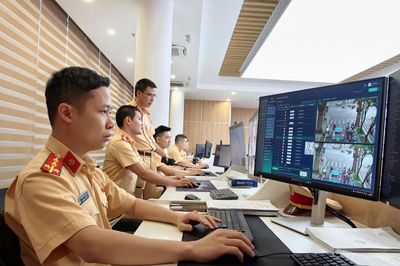 Vi phạm về giao thông có thể nộp phạt qua ứng dụng VNeTraffic