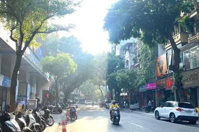 Nam bộ mưa dông về chiều, Bắc bộ nắng oi bức