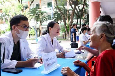 Phường Rạch Dừa đưa dịch vụ khám sức khỏe đến gần người dân