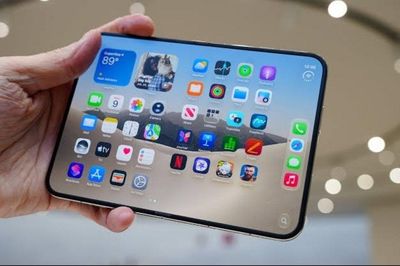 Vừa mở đặt trước, iPhone Duo đã gây sốt trên diện rộng tại Trung Quốc
