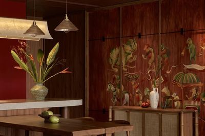 Căn hộ 130m² 'đưa' tranh Đông Hồ vào không gian sống