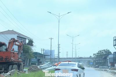 Đường chờ vốn, mặt bằng 'níu chân' loạt dự án ở Nghệ An