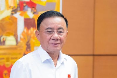 Sách giáo khoa: 'Tôi trả lời thẳng có vấn đề'