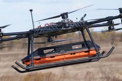 Ukraine ra mắt UAV StarGate cứu thương bay xuyên chiến tuyến đưa thương binh về an toàn