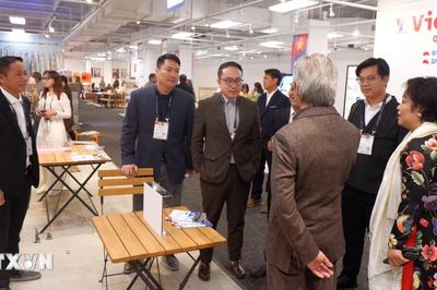 Khu gian hàng Việt Nam gây ấn tượng mạnh tại hội chợ nội thất quốc tế ở Mỹ
