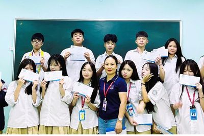 Nữ giáo viên gieo niềm tin phía sau thành công của học trò