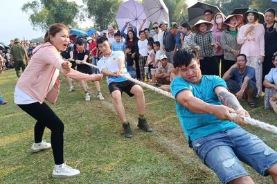 Sức hút trò chơi dân gian Lễ hội Mường Lò