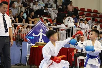 679 võ sinh tranh tài tại Giải vô địch các câu lạc bộ Karate tỉnh Phú Thọ mở rộng