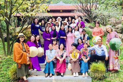 Sự dấn thân và tình yêu nghệ thuật