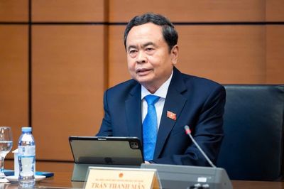 Chủ tịch Quốc hội: Vấn đề tiên quyết là giữ vững ổn định kinh tế vĩ mô