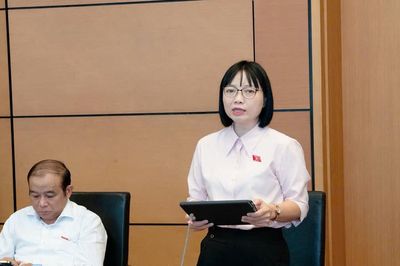 Bảo đảm thành quả tăng trưởng cải thiện thiết thực cuộc sống người dân