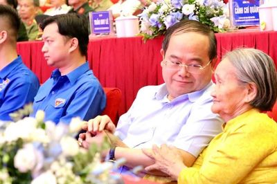 Lan tỏa đạo lý 'Uống nước nhớ nguồn' từ áng thơ 'Nhà tình nghĩa'