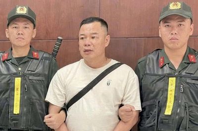 Bắt tạm giam Tôn Bằng, chồng cũ TikToker Hằng Du Mục