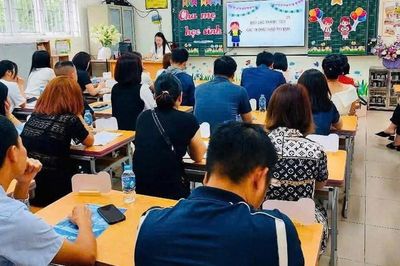 Bỏ bắt buộc họp 3 lần mỗi năm, phụ huynh trút bỏ tính hình thức